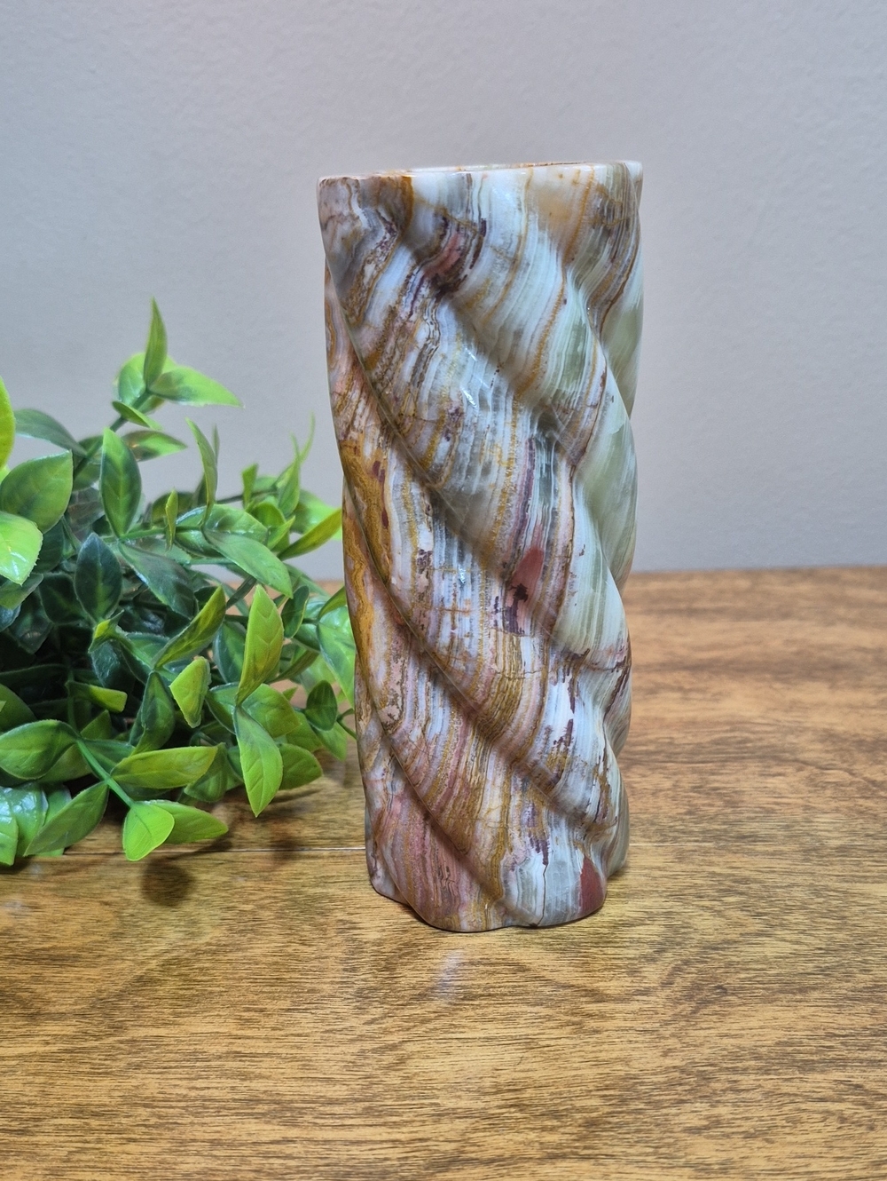 HAND CRAFTED Spiral Onyx Stone Smooth Finish Natural Tones Tealight Candleholder